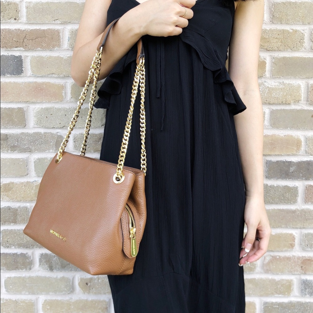 Michael Kors Jet Set Medium Messenger Chain Tote - Picture 5 of 8